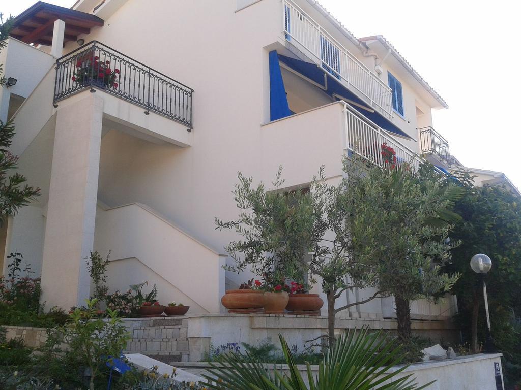 Apartments Mare Losinjska 16 ราบัซ ภายนอก รูปภาพ